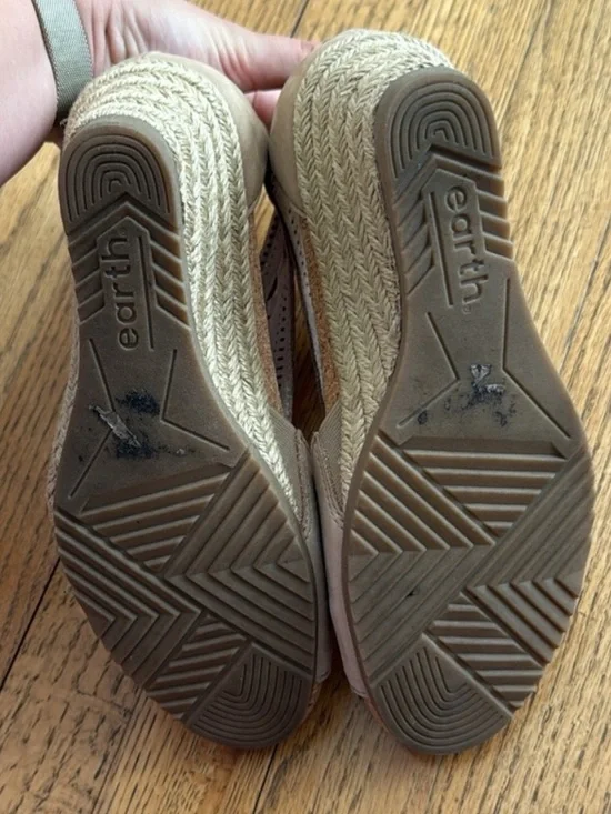 Earth Attalea Barbuda Leather Wedge Sandals Tan Biscuit Cutout Comfort Shoes 7.5 - Picture 6 of 7